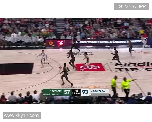 埃奇库姆高空起飞挑战米切罗虽未成功却成功造成犯规