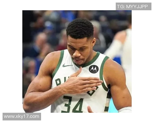 字母哥创历史新高前三场比赛得分破百篮板超四十助攻破十五