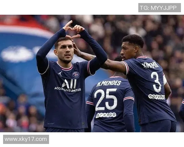 朗斯力压巴黎暂居法甲榜首队报预测其有望争冠