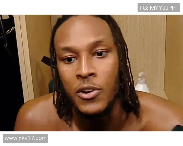 迈尔斯特纳表现平平仅得9分4次出手显得毫无存在感