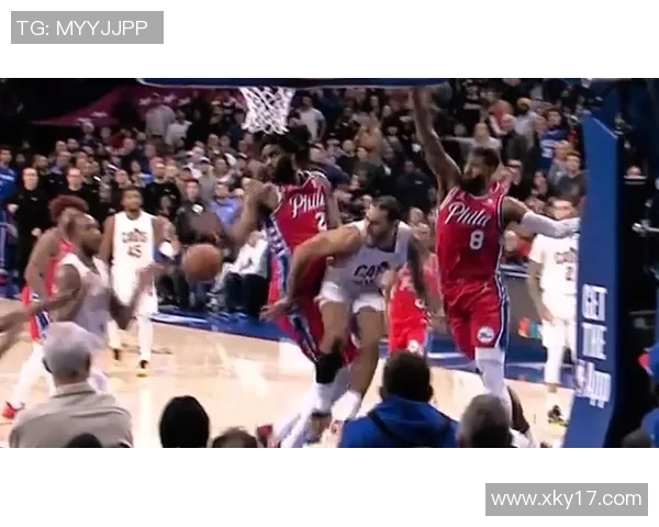 泰森巧妙利用诱饵战术助攻莫布里成功制胜展现团队精神