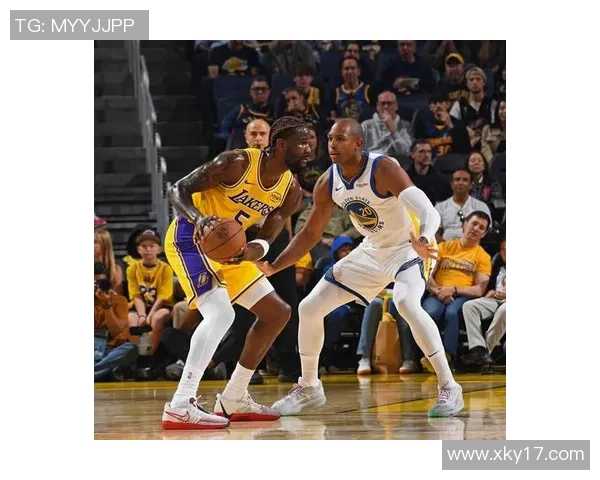 克拉克斯顿全能表现助球队取胜18分10板6助2断3帽展现实力