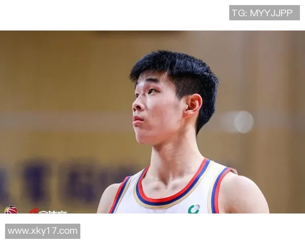 只管打球好看三球表现抢眼却三分失准成比赛遗憾