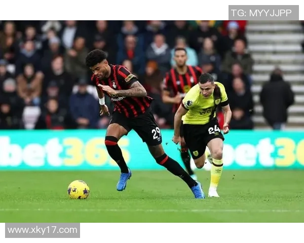 伯恩利英超遭遇七连败深陷降级区距离安全区差距扩大至五分